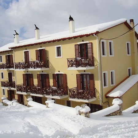 Ahilion Hotel Kalavryta Exterior foto