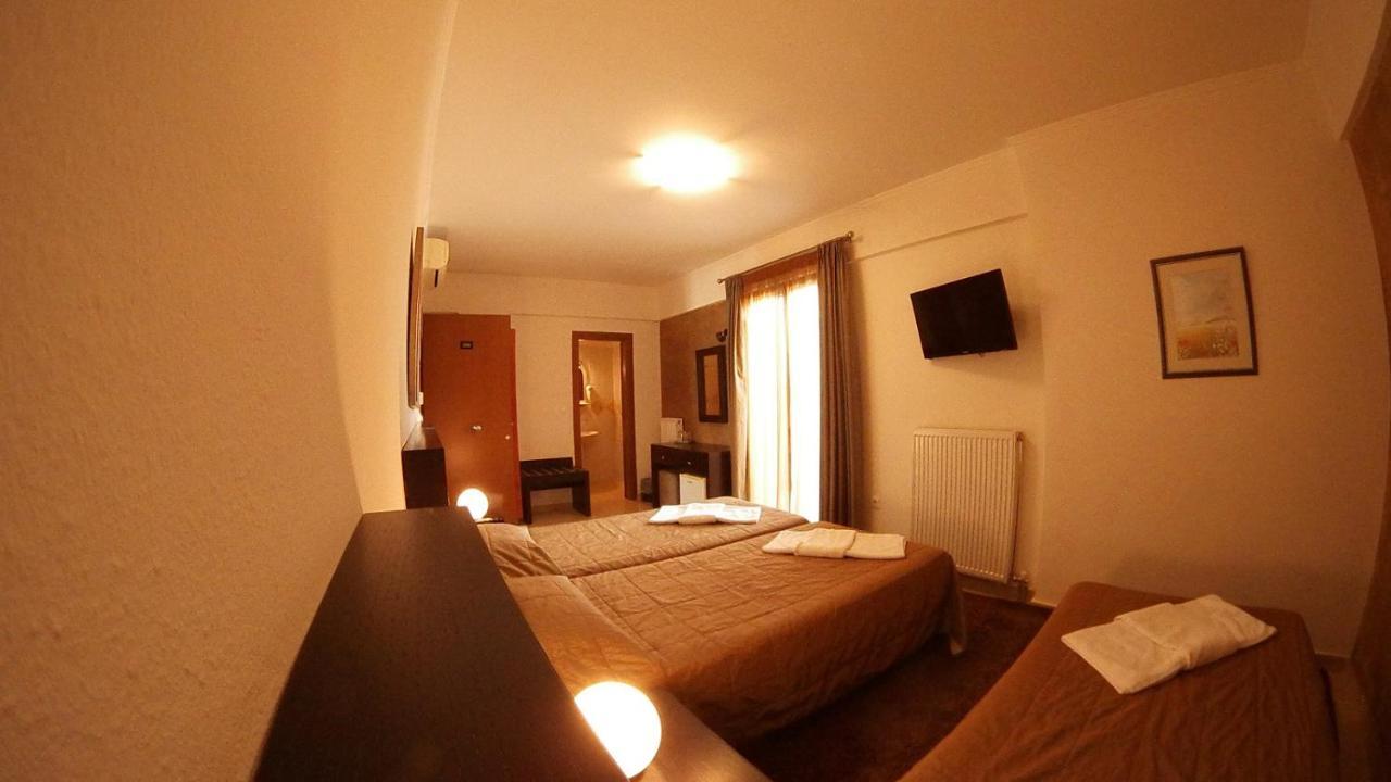Ahilion Hotel Kalavryta Exterior foto