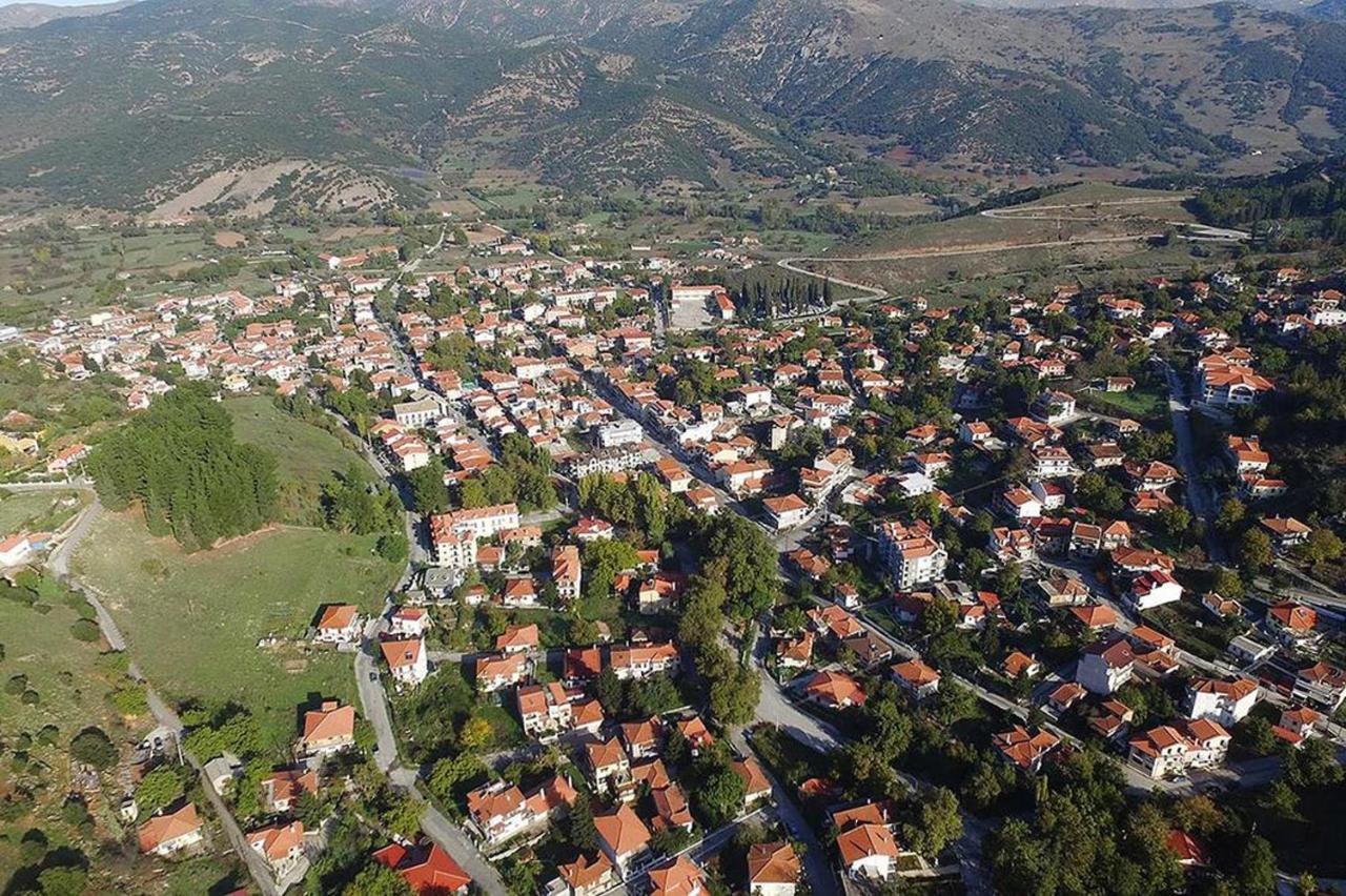 Ahilion Hotel Kalavryta Exterior foto
