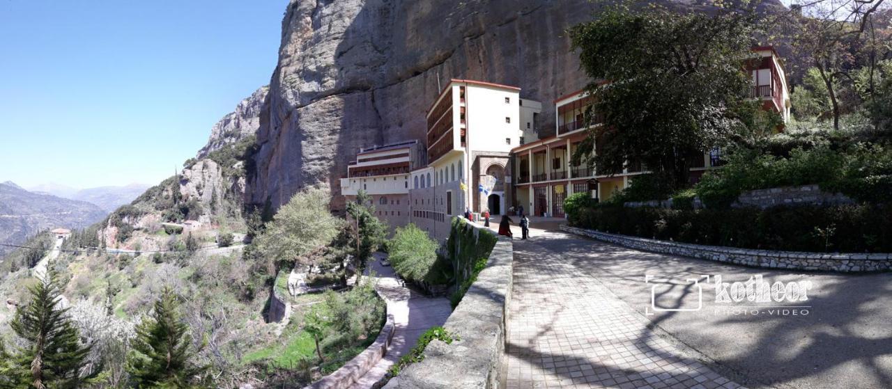 Ahilion Hotel Kalavryta Exterior foto